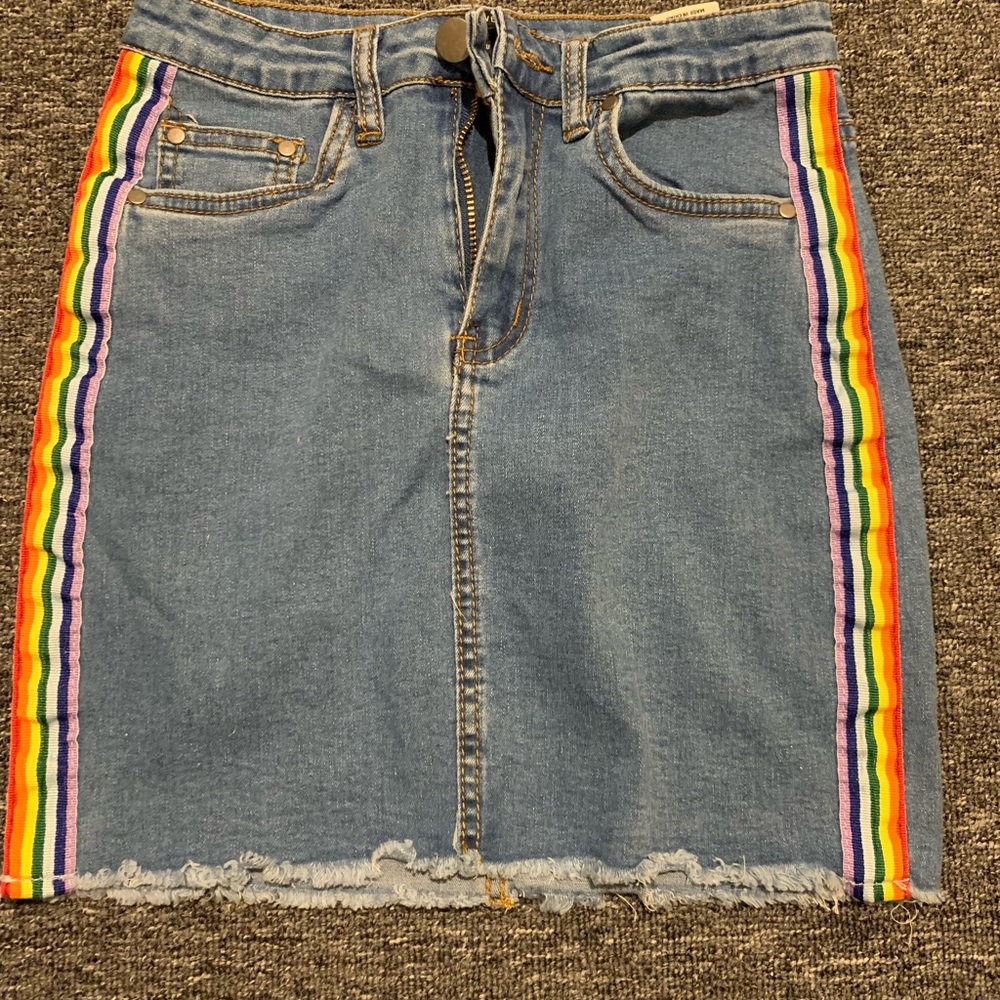 Forever 21 mini skirt